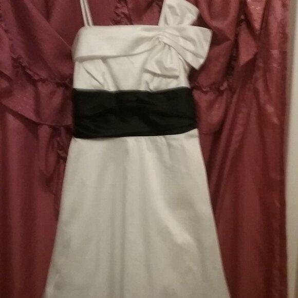 Teeze Me Party Dress Size 5 - Picture 1 of 9
